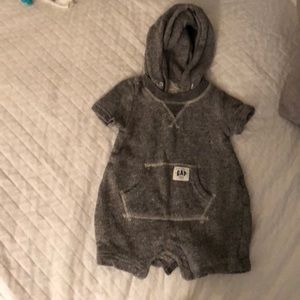 Cost gap one piece